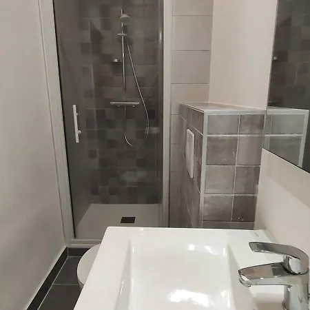 2 Pieces Centre Cauterets, 5 Pers, Balcon - Fr-1-234-122 Lejlighed *